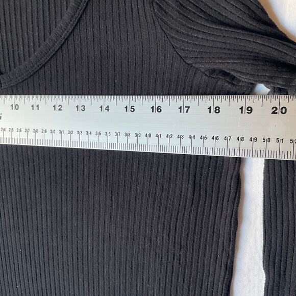 American Eagle Women Long Sleeve V-neck Stretchy Knit Blouse size XS, Black - Picture 3 of 7